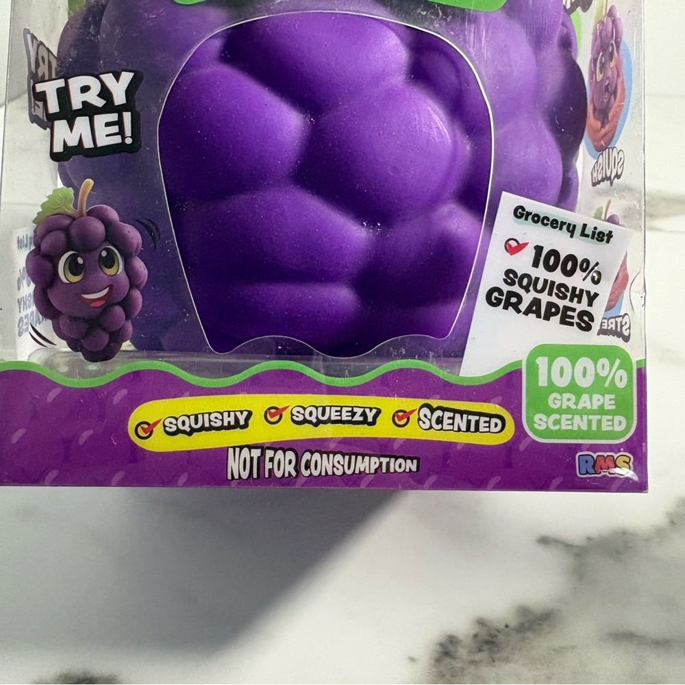 SmushMart Scented Grapes Squishy Toy - Picture 2 of 4